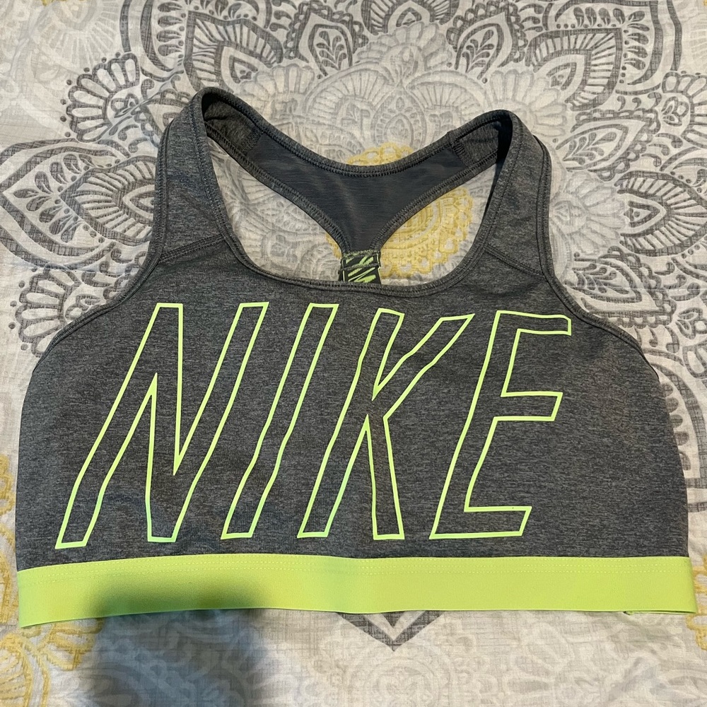 Nike sports bra XL